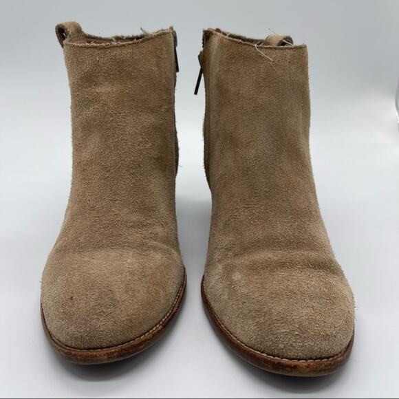 Madewell, Suede Ankle Bootie, Size 10, 3" Heel. Excellent condition! - Picture 3 of 9